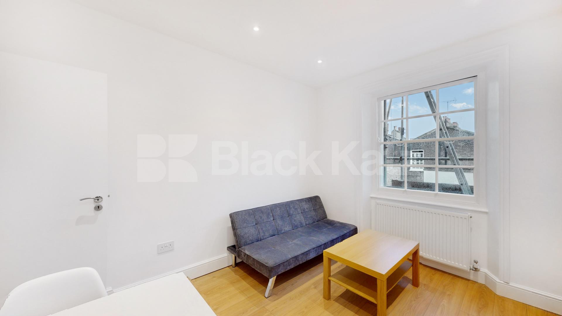Contemporary One-Bedroom Home in West London Chepstow Road, Bayswater